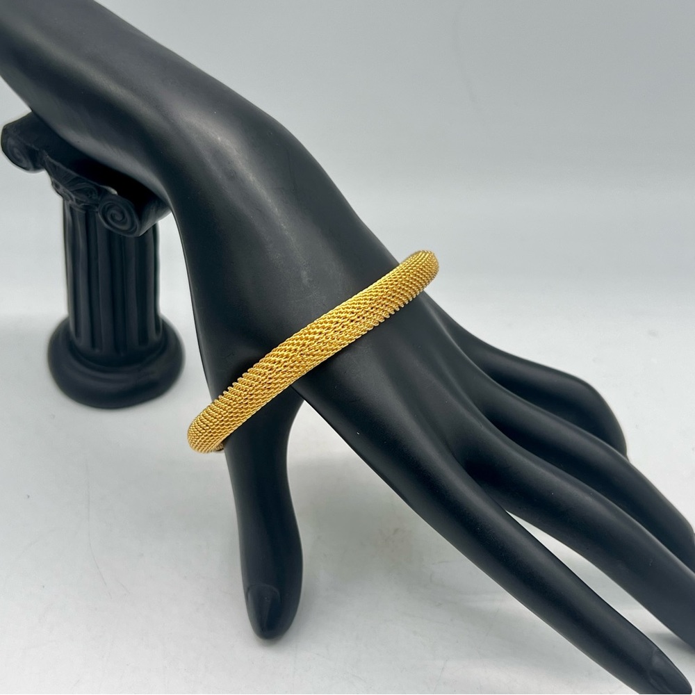 Vintage gold mesh tube chain bracelet 8.5”
